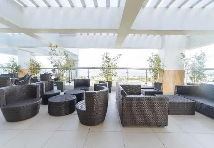 Staycation Affordable Apartamento